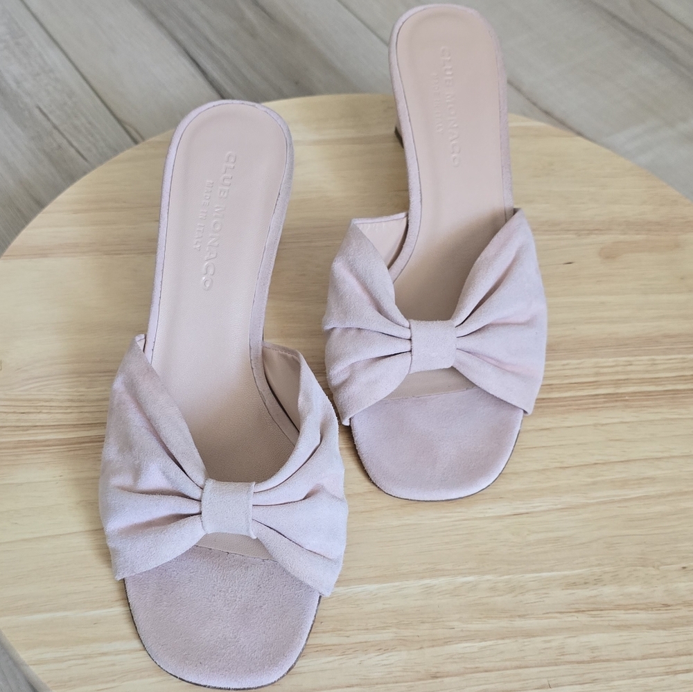 Club Monaco sandals